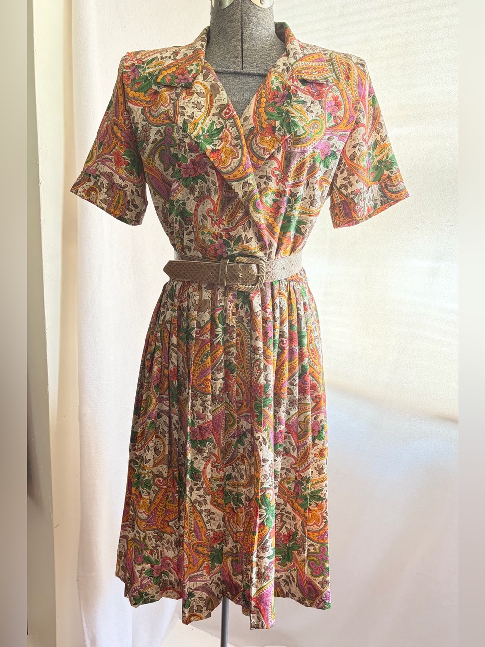 Vtg 80s Lady Carol paisley midi dress with belt